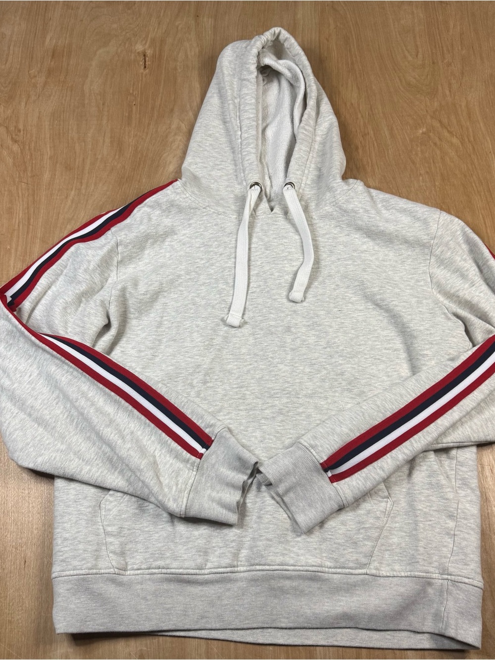 Knickerbocker Women’s Rainbow Long Sleeve Pullover Hoodie Size Large.